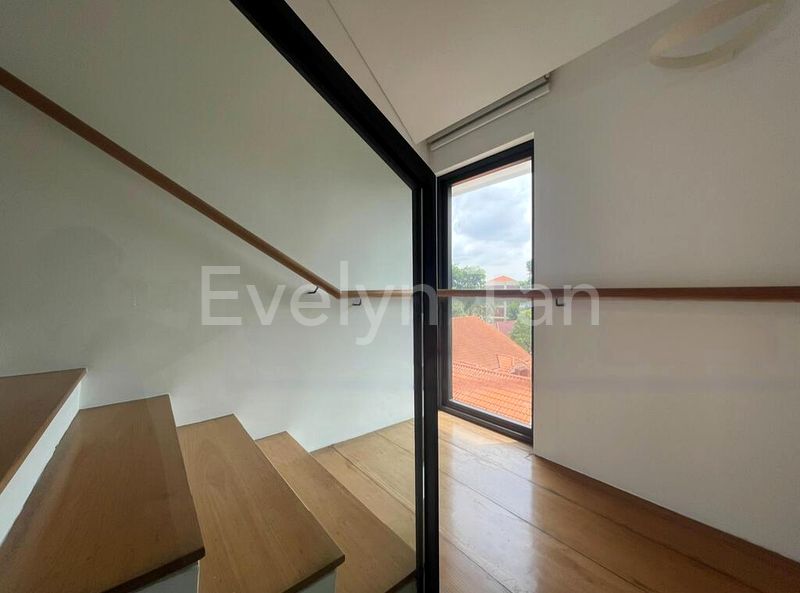 4 Bed Condo for Sale in  Three Buckley - Image 12